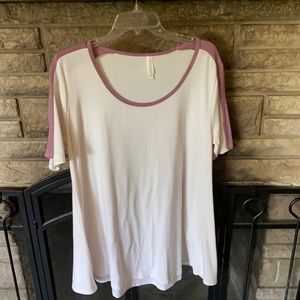 LuLaRoe top